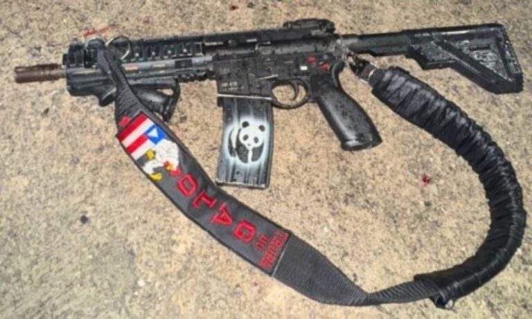 Megaoperação no Rio: Baiano morto em confronto com a polícia exibia bandeira da Bahia em seu fuzil Imagem do artigo