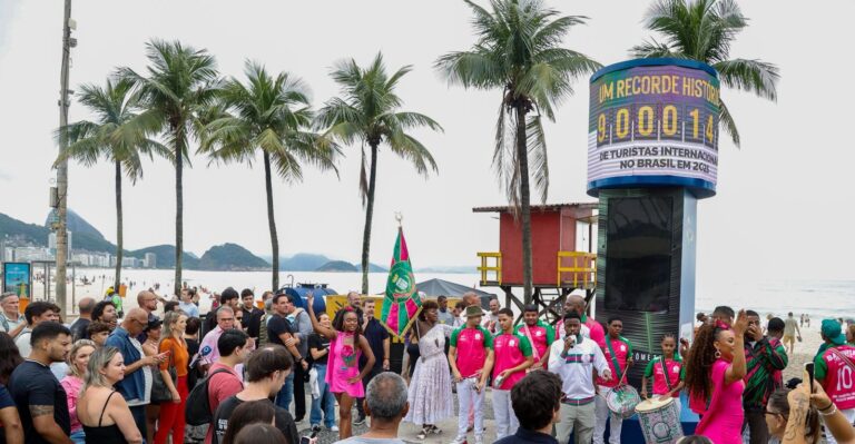 Brasil Bate Recorde com 9 Milhões de Turistas Estrangeiros em 2025