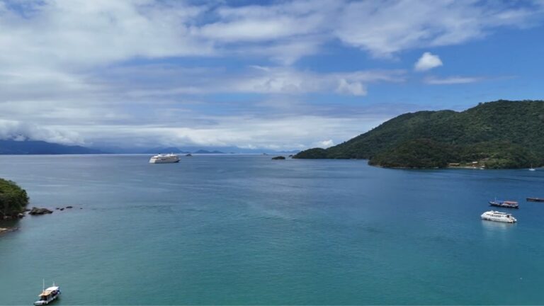 Costa Verde: Descubra a Natureza e Cultura do Litoral Fluminense