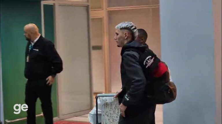 Flamengo Retorna ao Rio com Desfalques Após Vice-Campeonato na Copa Intercontinental Imagem do artigo