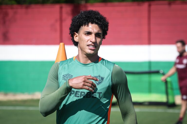 Fluminense em busca de Guilherme Arana: a saída de Gabriel Fuentes está próxima?