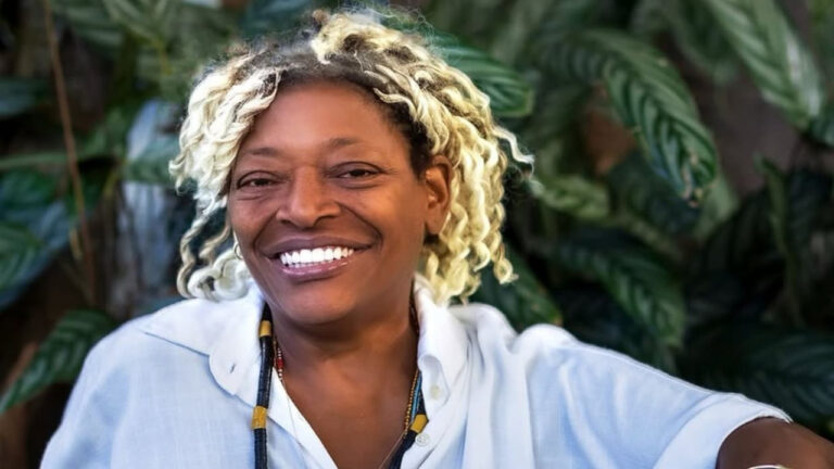 Mart’nália é vítima de assalto no Rio e perde figurino de show de Réveillon Mart'nália é vítima de assalto no Rio e perde figurino de show de Réveillon