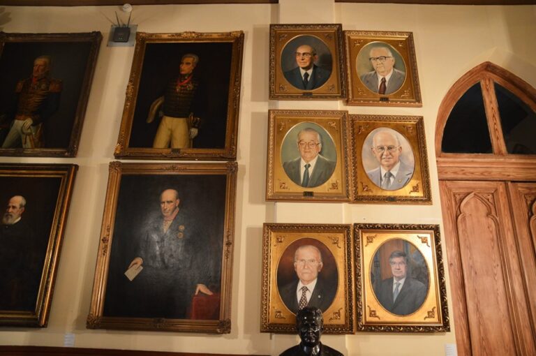 O Papel Crucial dos Provedores na História do Rio de Janeiro