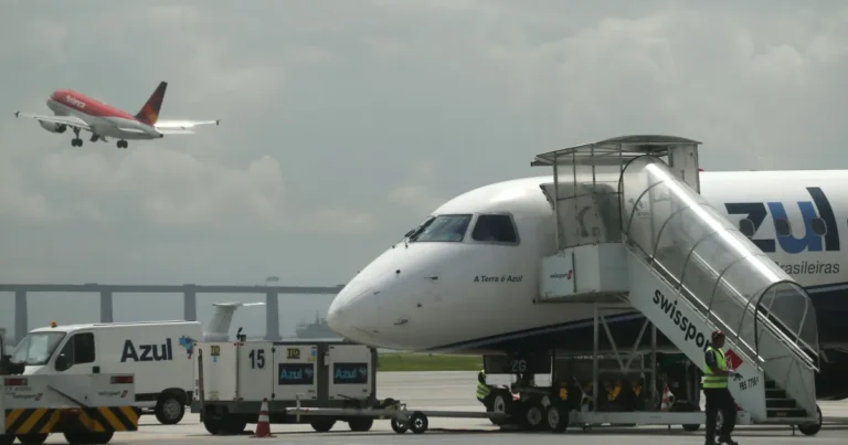 Paes Alerta sobre 'Forças Ocultas' que Podem Alterar Regras no Santos Dumont