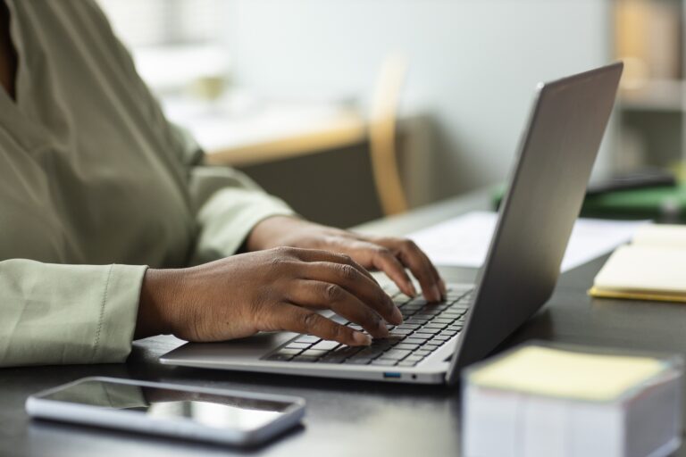 Pernambuco Oferece 5.850 Vagas em Cursos Técnicos Gratuitos: Inscrições Abertas