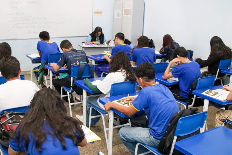 Rematrícula na Rede Municipal de Ensino de Manaus Tem Início Nesta Segunda-Feira