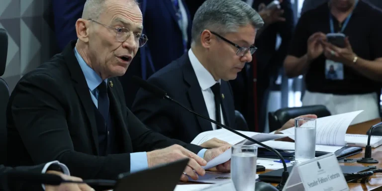 CPI do Crime Convoca Rodrigo Bacellar e Antonhy Garotinho para Depoimentos Cruciais Imagem do artigo