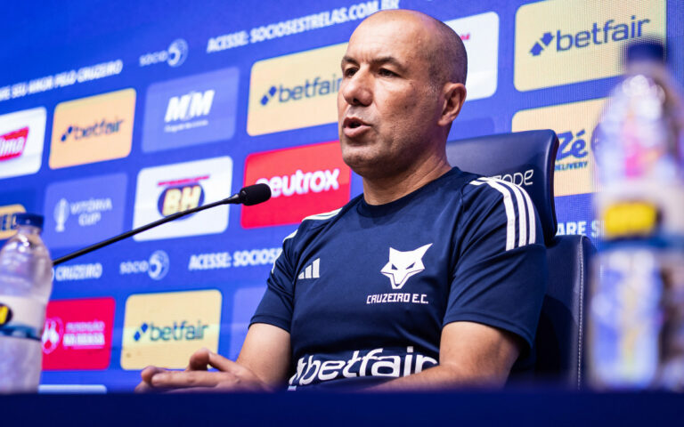 Leonardo Jardim Deixa o Cruzeiro para Priorizar Saúde Mental e Física Imagem do artigo