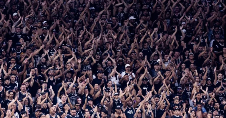 Torcedor do Corinthians Desmaia Antes da Final da Copa do Brasil: Entenda o Caso