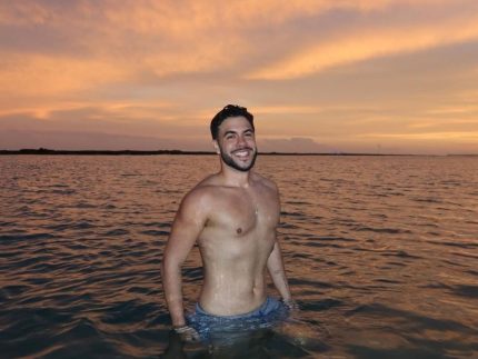 Álvaro Defende Justin Bieber e Responde Críticas sobre Show no Rio Álvaro Defende Justin Bieber e Responde Críticas sobre Show no Rio