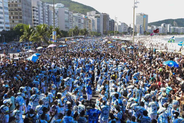 Beija-Flor Brilha em Copacabana e Festival de Bossa Nova Agita Ipanema