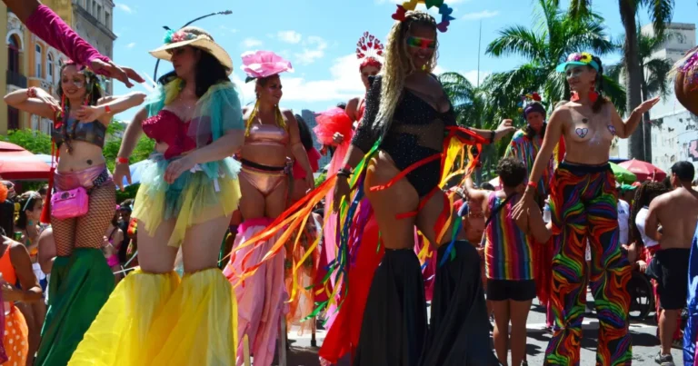 Carnaval 2026: Agenda Imperdível dos Blocos no RJ Neste Final de Semana