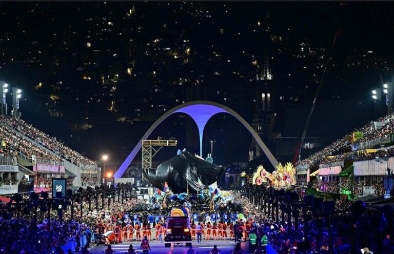 Carnaval 2026 no Rio deve movimentar R$ 5,7 bilhões, impulsionando empregos e empreendedorismo