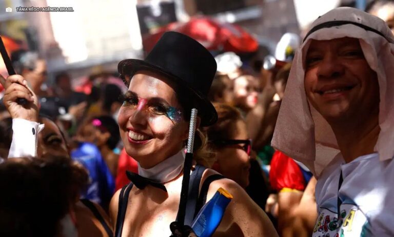 Carnaval Não Oficial no Rio de Janeiro: Mais de 70 Blocos Marcam a Pré-Folia 2024