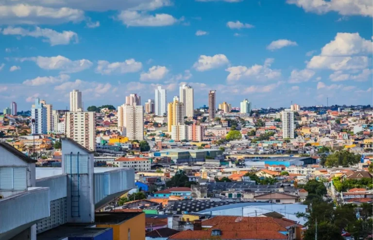 Cidades do Interior Dominam Receita Bilionária: 169 Municípios Acima de R$ 1 Bilhão