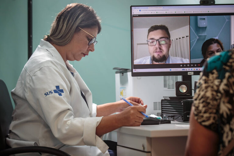 Desafios da Saúde Pública em 2026: Especialistas Avaliam Cenário Eleitoral