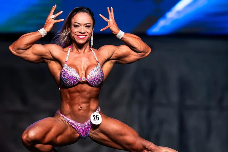 Ester Ferreira, Atleta de Santos Dumont, Assume Liderança da IFBB-RJ