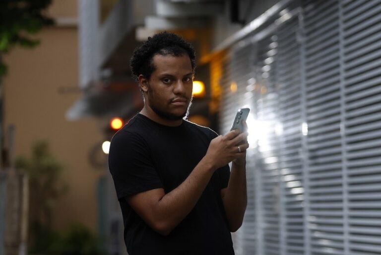 Estratégias das Operadoras: Promoções e IA para Retenção de Clientes