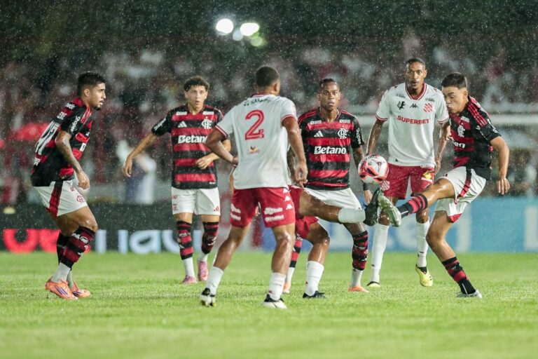 Flamengo Enfrenta Volta Redonda em Busca da Recuperação no Carioca