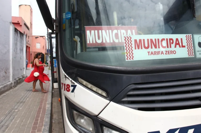 Fortaleza e Rio de Janeiro: Quem será a pioneira na tarifa zero do transporte?