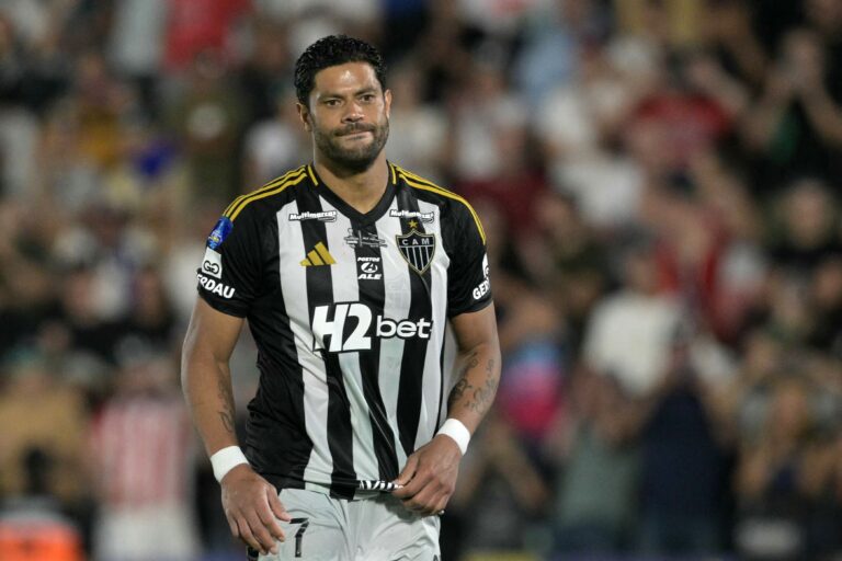Hulk Esclarece Rumores e Reafirma Compromisso com o Atlético-MG