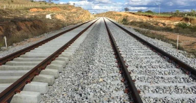 Infraestrutura do Brasil: Desafios e Investimentos Necessários até 2025