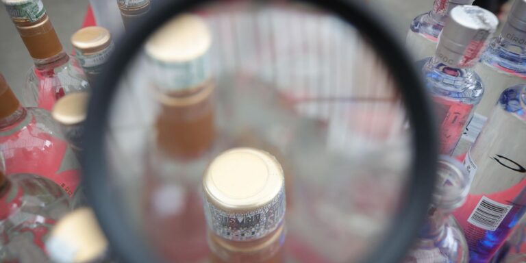 Intoxicação por Metanol na Bahia: Uma Vida Perdida e Medidas Urgentes