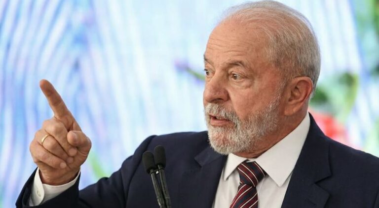 Lula: Oposição e as Mentiras nas Redes Sociais