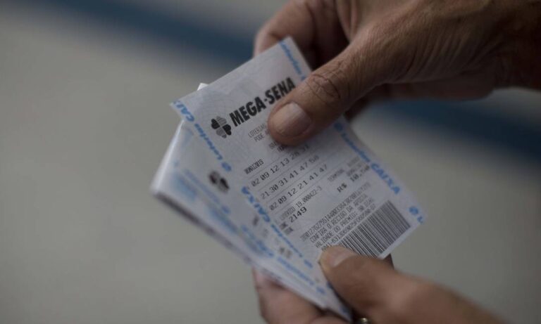 Mega-Sena: Prêmio de R$ 10 Milhões Atraí Apostadores Nesta Quinta-Feira Mega-Sena: Prêmio de R$ 10 Milhões Atraí Apostadores Nesta Quinta-Feira