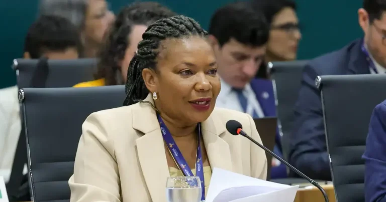 Ministra Margareth Menezes Destaca Investimentos Culturais em Alagoas na 13ª Feira dos Municípios Ministra Margareth Menezes Destaca Investimentos Culturais em Alagoas na 13ª Feira dos Municípios