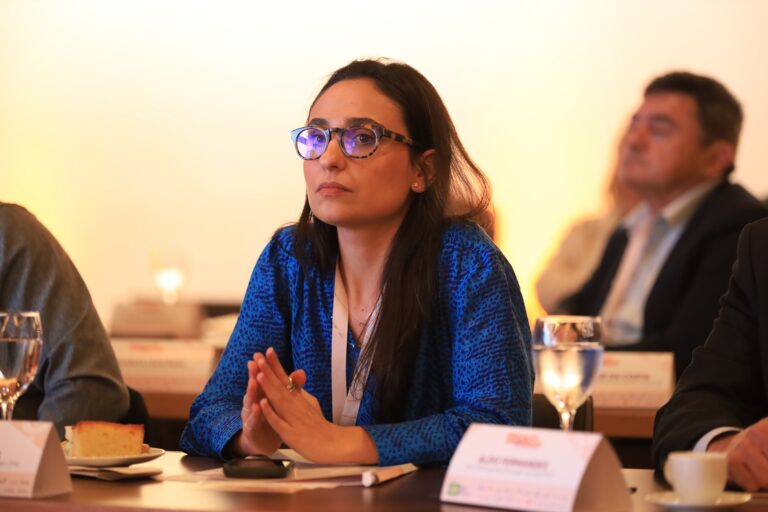 Nova Secretária de Educação de Belém Assume em Meio a Greve de Professores e Foca em Alfabetização