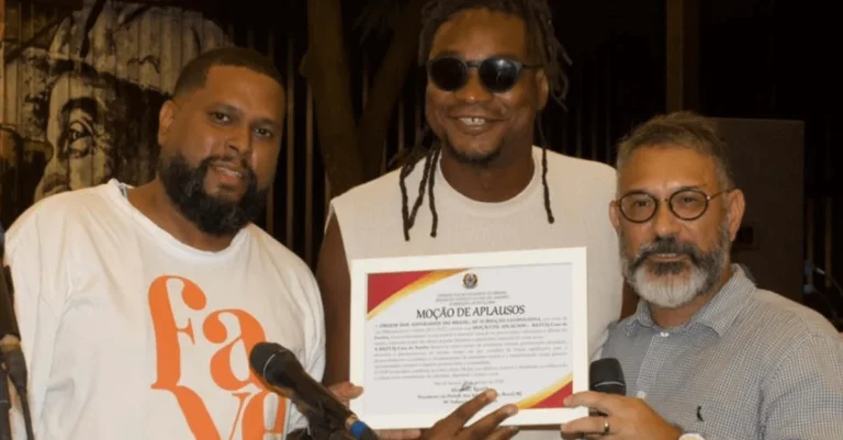 OAB/RJ-Leopoldina Reconhece BatuQ pela Preservação da Cultura do Samba OAB/RJ-Leopoldina Reconhece BatuQ pela Preservação da Cultura do Samba