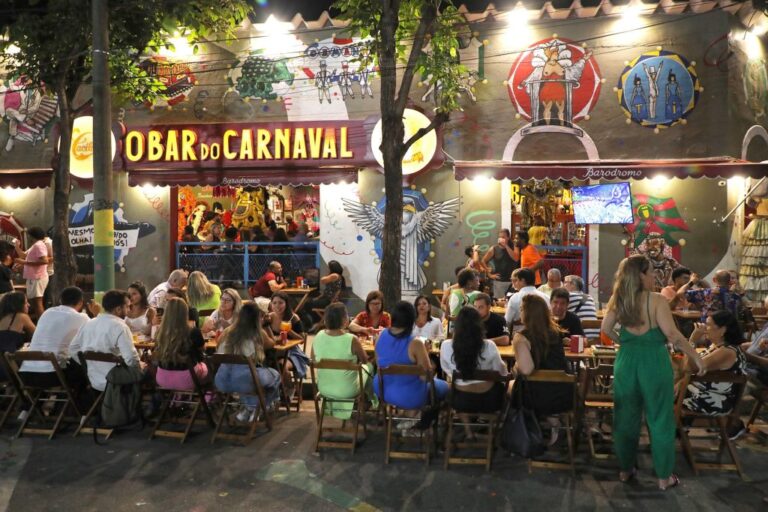 Otimismo no Carnaval: 85% dos Bares e Restaurantes do RJ Esperam Crescimento