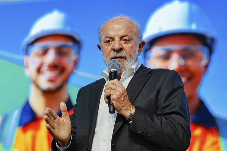 Políticas Públicas: Lula Defende Direitos Iguais para Todos os Brasileiros