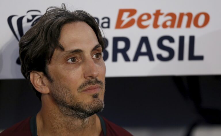 Técnico do Fluminense, Zubeldía, Passará por Cirurgia Cardíaca