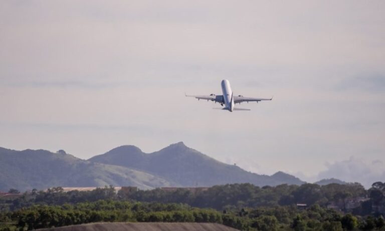 Transporte Aéreo no Espírito Santo: Crescimento Impressionante em Indicadores Chave