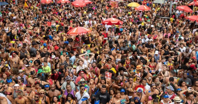 Carnaval no Rio: Confira a Agenda de Blocos para Este Domingo (8)