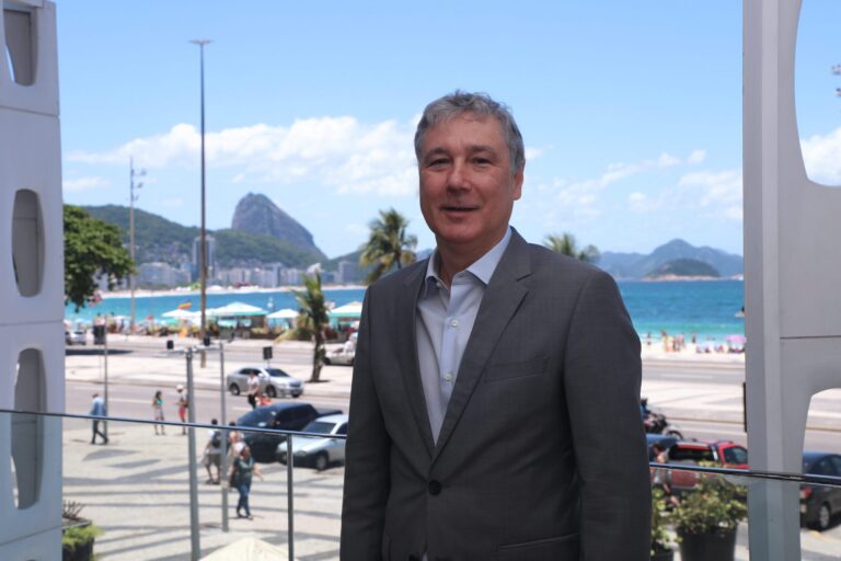 Carnaval no Rio de Janeiro: Ocupação Hoteleira Chega a 90% e Impulsiona Turismo Carnaval no Rio de Janeiro: Ocupação Hoteleira Chega a 90% e Impulsiona Turismo