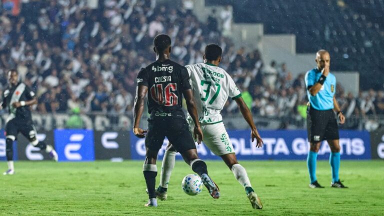 Chapecoense e Vasco Empatam em Grande Jogo pela Série A do Brasileirão