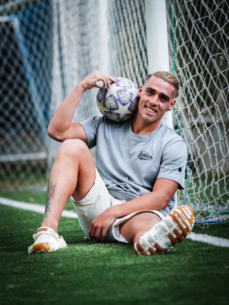 Claudio Spinelli é o Novo Reforço do Vasco: Atacante Argentino Chega ao Rio de Janeiro