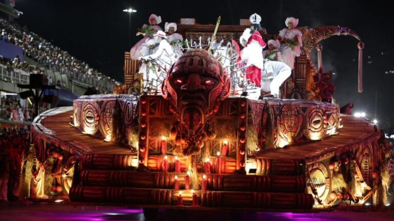 Desfile das Escolas de Samba 2026: Como Assistir e Ordem do 3º Dia