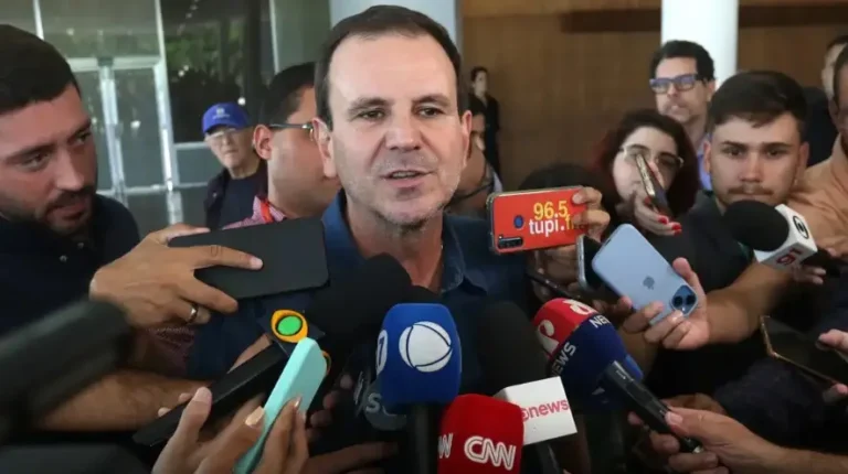 Eduardo Paes Deixa Prefeitura do Rio em Março para Candidatura ao Governo