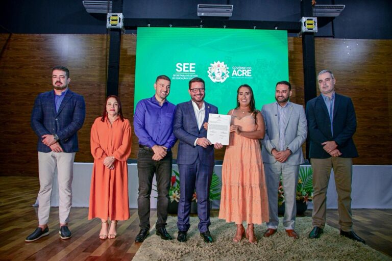 Governo do Acre Aumenta Quadro de Professores e Administrativos na Educação