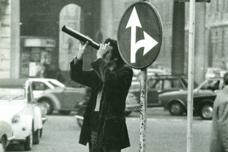 Investimentos em Pinturas Brasileiras: Retorno Inferior à Inflação, Revela Estudo