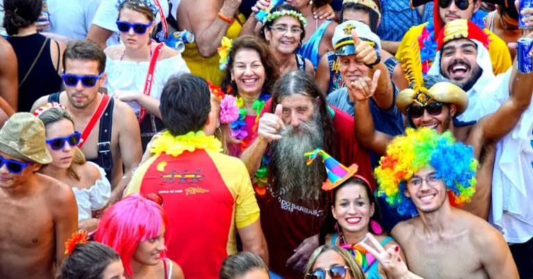 Luto na Cultura Carioca: A Despedida de Nelsinho Rodrigues, Heroico Defensor do Carnaval Luto na Cultura Carioca: A Despedida de Nelsinho Rodrigues, Heroico Defensor do Carnaval