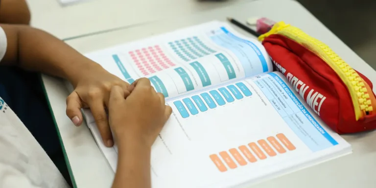 Mais de 4,7 mil Escolas Recebem Selo Nacional Compromisso com a Alfabetização