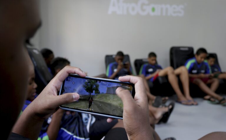 Novo Centro de Treinamento do AfroGames é Inaugurado na Vila do João, Maré Novo Centro de Treinamento do AfroGames é Inaugurado na Vila do João, Maré