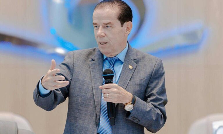 Pastor Avisa: Integrantes da Escola de Samba em Rio de Janeiro Poderão Enfrentar Consequências Severas Pastor Avisa: Integrantes da Escola de Samba em Rio de Janeiro Poderão Enfrentar Consequências Sever