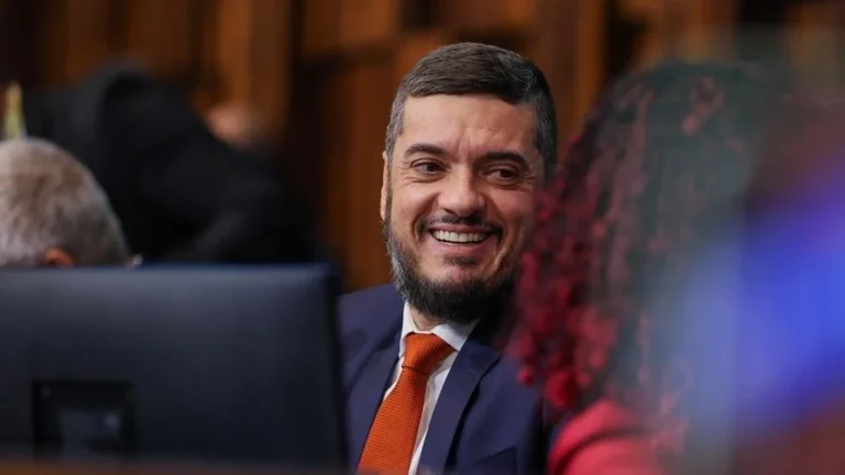 PF Indicia Presidente Afastado da Alerj e Ex-Deputado em Caso de Tráfico de Influência