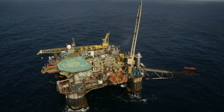 Produção de Petróleo e Gás no Brasil Atinge Recorde de 4,9 Milhões de Barris em 2025 Produção de Petróleo e Gás no Brasil Atinge Recorde de 4,9 Milhões de Barris em 2025